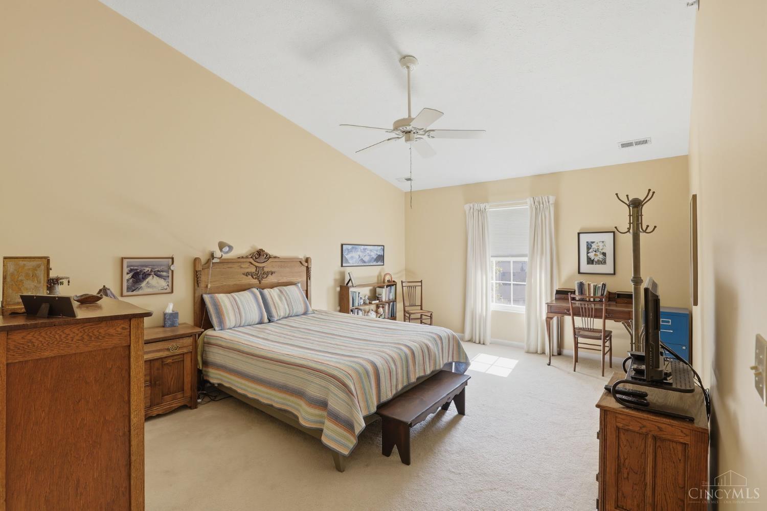 4341 Regency Ridge Court, Unit 304 Cincinnati, OH 45248 - Photo 21 of 40