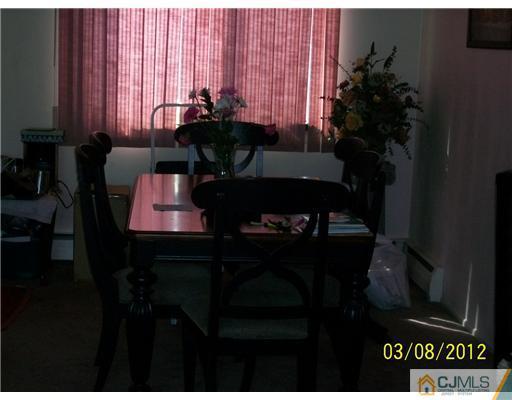 5 Barbara Place Edison, NJ 08817 - Photo 18 of 22 Gallery Image 18