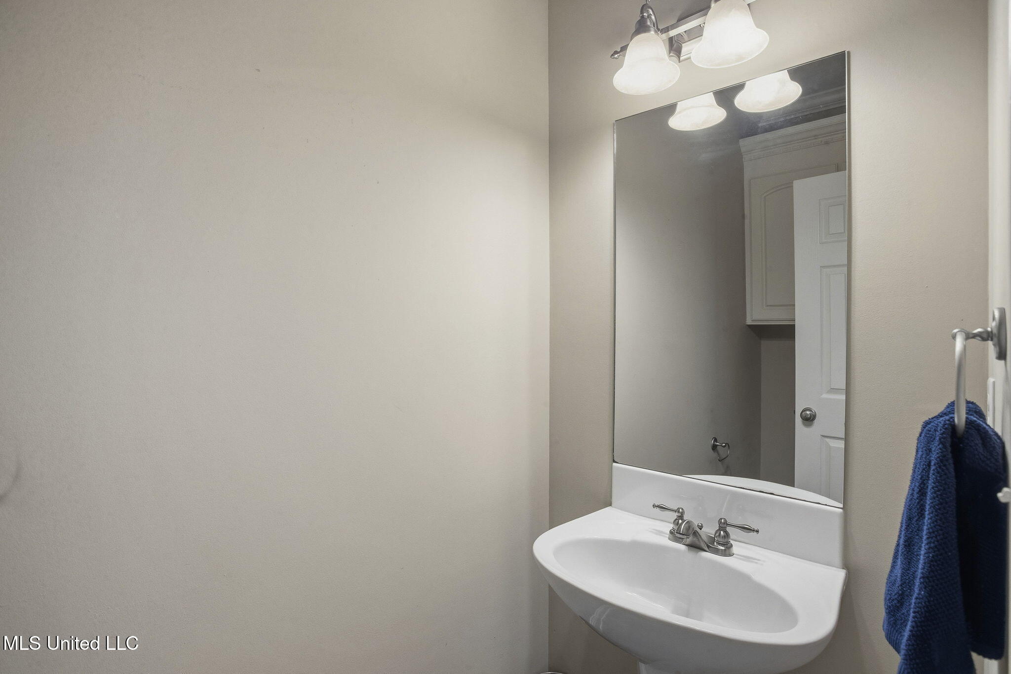 216 Faith Way Brandon, MS 39042 - Photo 18 of 39 18-web-or-mls-216 Faith Way-15