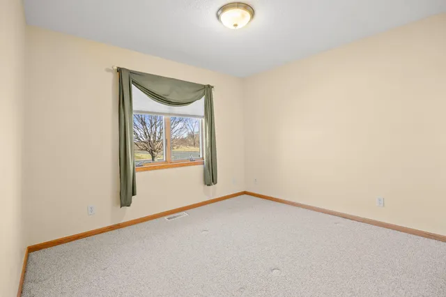 $285,000 | 417 Circle View Drive, Dassel, MN 55325