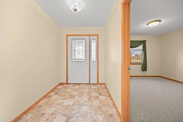 $285,000 | 417 Circle View Drive, Dassel, MN 55325