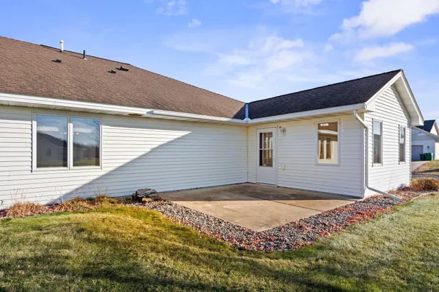 $285,000 | 417 Circle View Drive, Dassel, MN 55325