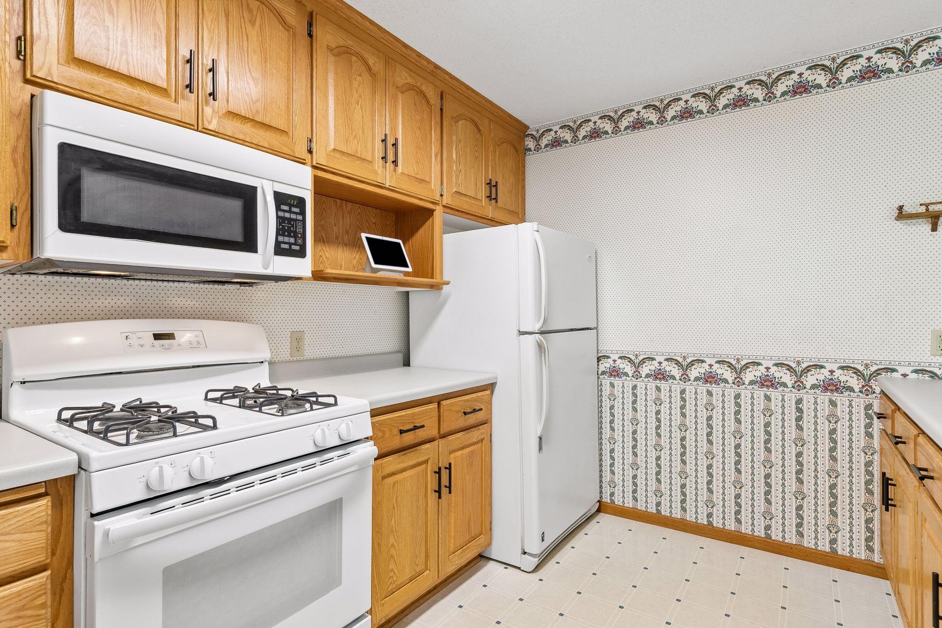 39074 Riverside Court North Branch, MN 55056 - Photo 13 of 36 Gallery Image 13