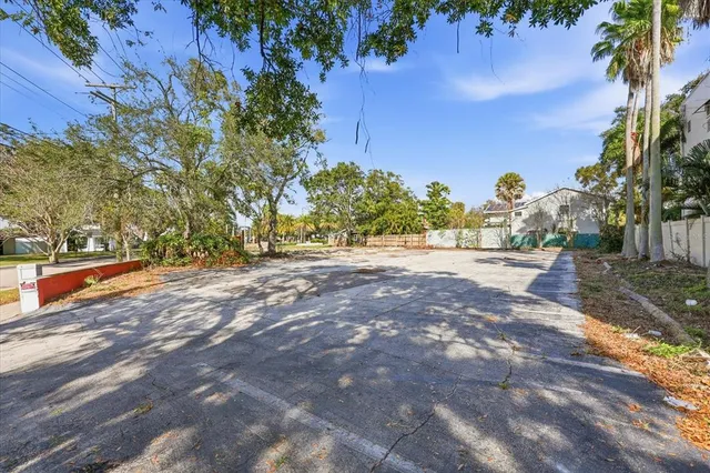 $5,100,000 | 1504 South Howard Avenue, Tampa, FL 33606