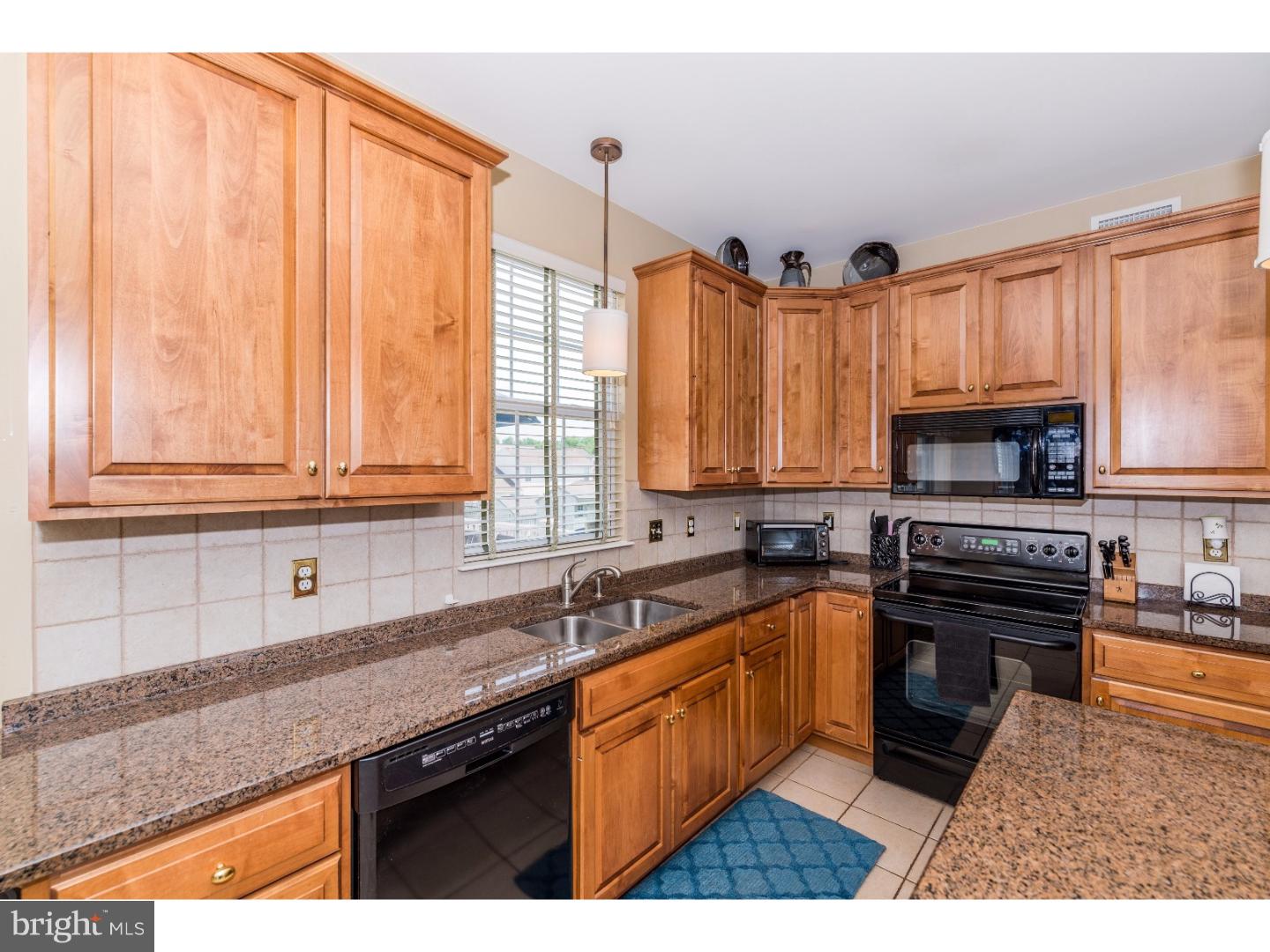 2521 Overland Avenue Sinking Spring, PA 19608 - Photo 7 of 25 Gallery Image 7