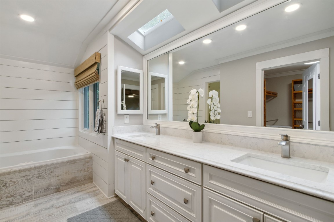 111 Sea Marsh Road Fernandina Beach, FL 32034 - Photo 15 of 31 Primary Bath