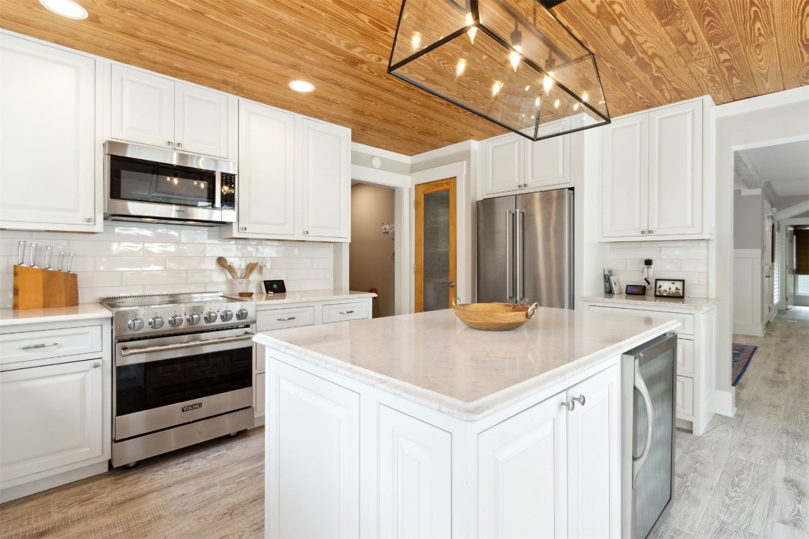 111 Sea Marsh Road Fernandina Beach, FL 32034 - Photo 2 of 31 Kitchen