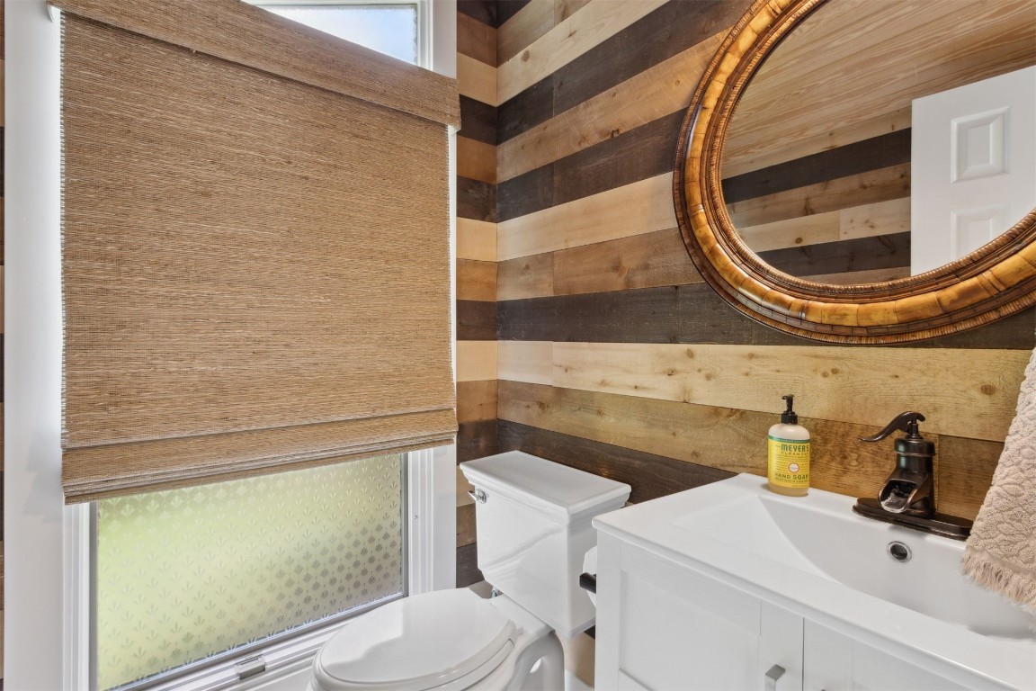 111 Sea Marsh Road Fernandina Beach, FL 32034 - Photo 26 of 31 Powder Bath