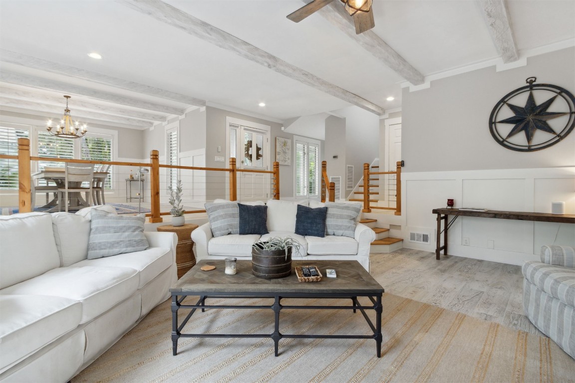 111 Sea Marsh Road Fernandina Beach, FL 32034 - Photo 8 of 31 Living Room