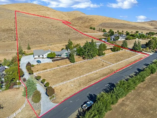 $1,350,000 | 5955 Diablo Hills Road, Tres Pinos, CA 95075