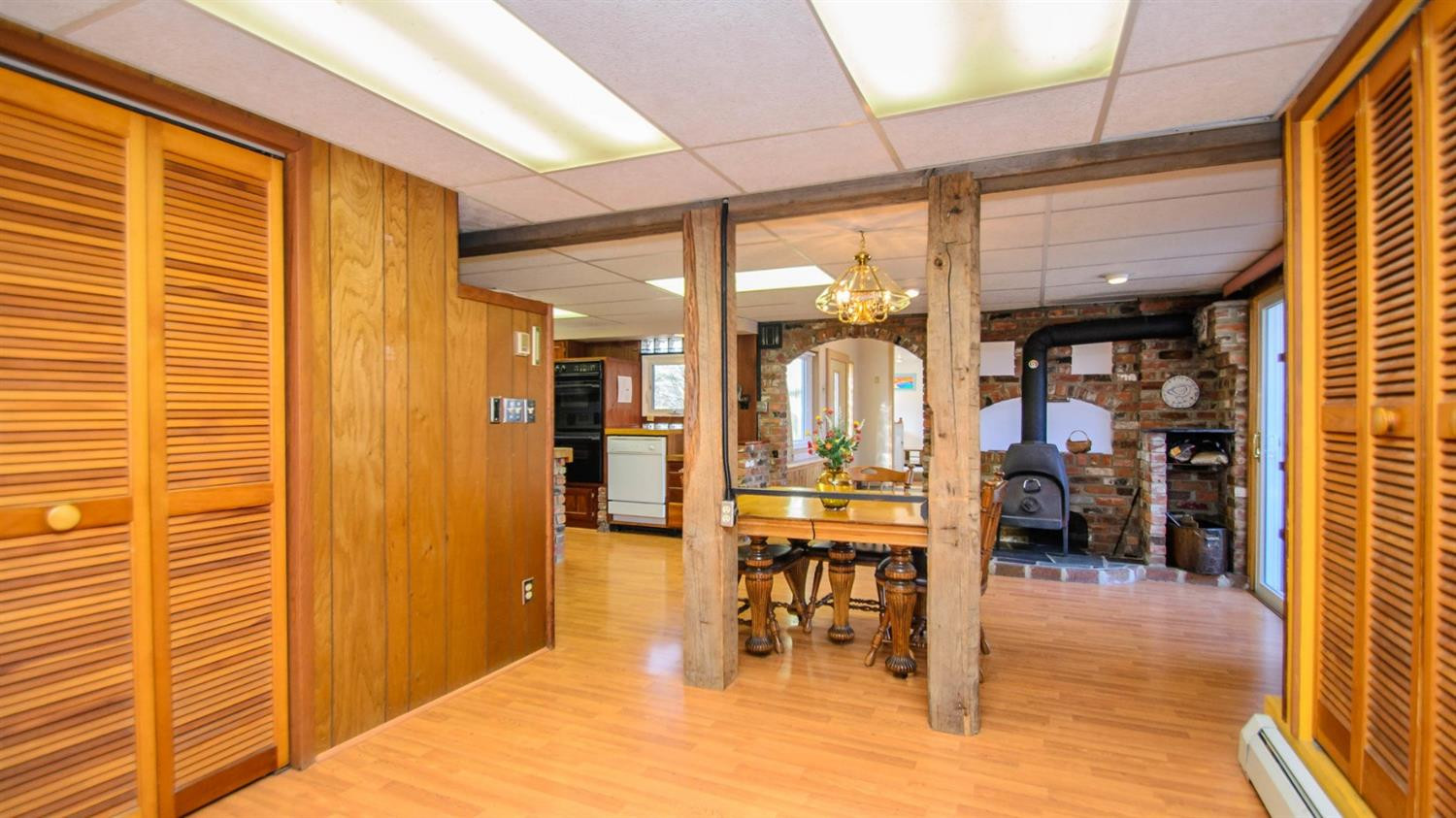 8380 Thurston Road Pinckney, MI 48169 - Photo 17 of 51 Photo 17