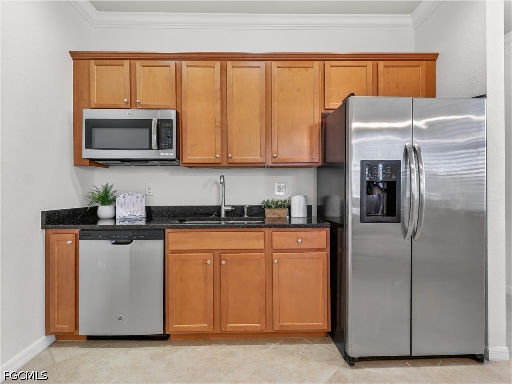 2740 Via Piazza Loop Fort Myers, FL 33905 - Photo 13 of 46