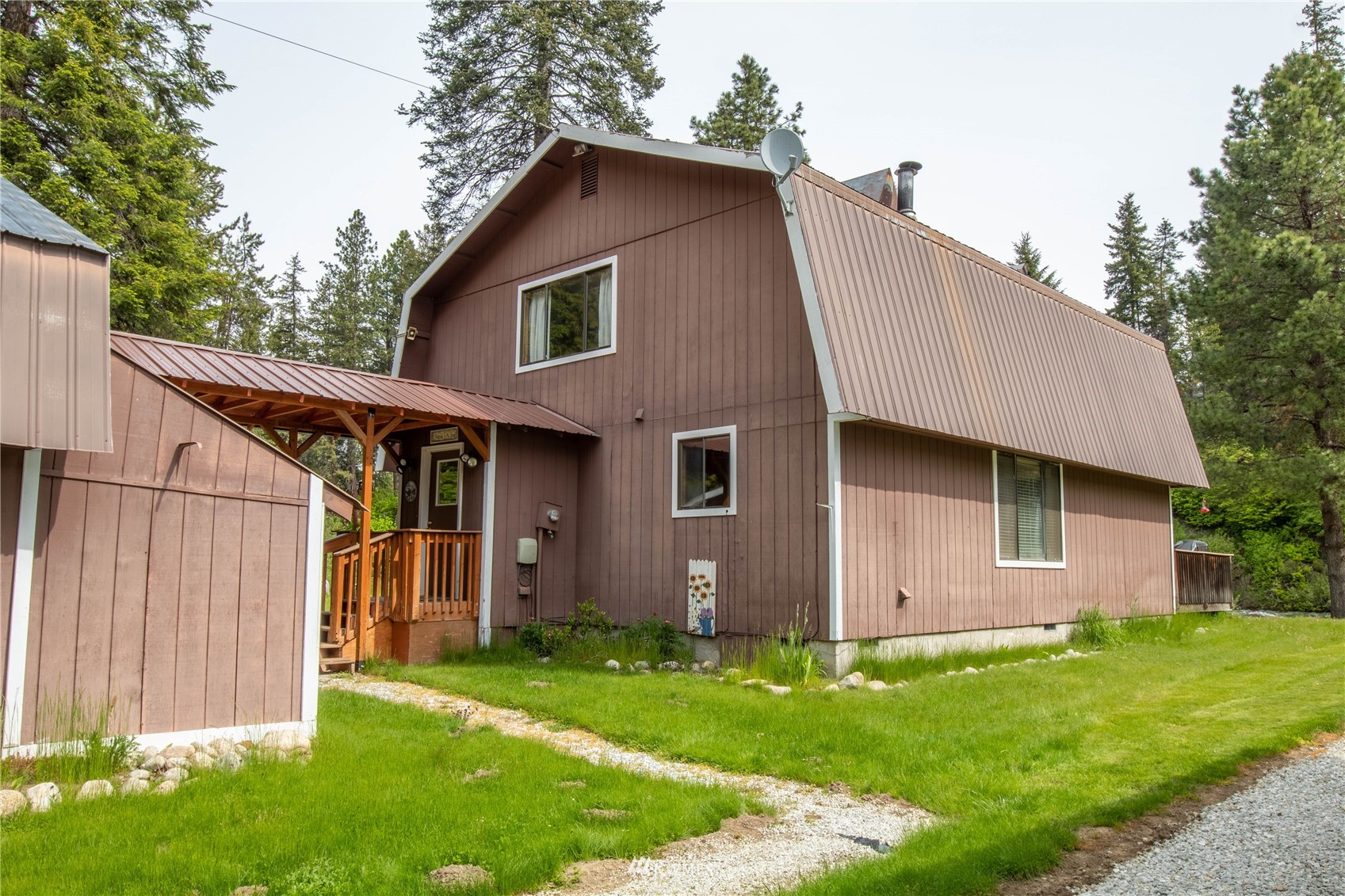 2302 Pine Tree Road Leavenworth, WA 98826 - Photo 3 of 23 Gallery Image 3