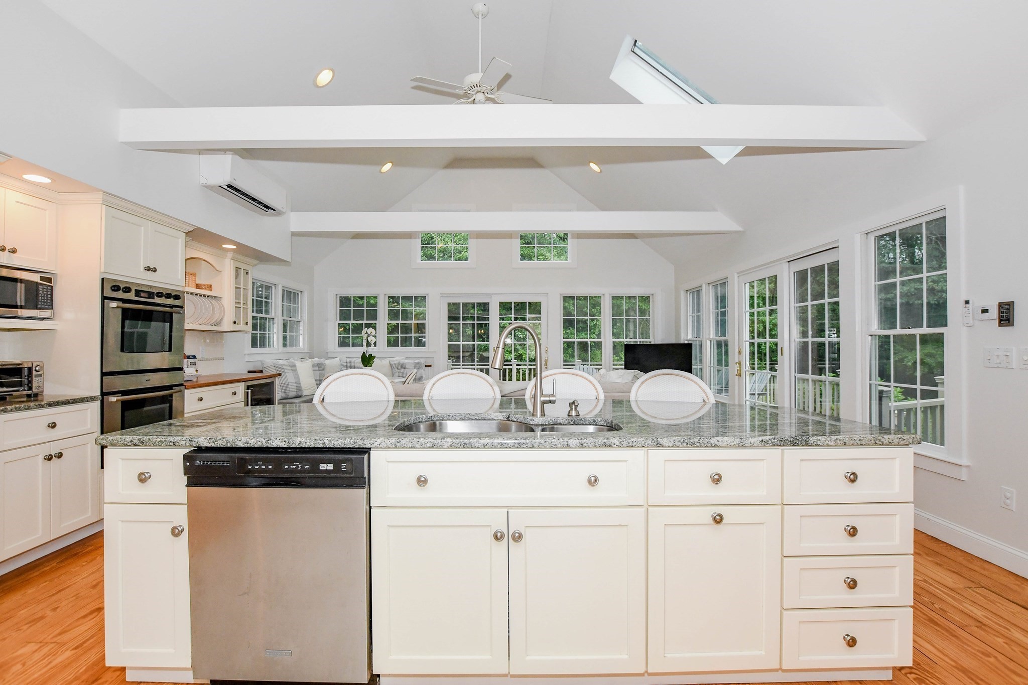223 Converse Road Marion, MA 02738 - Photo 3 of 25 Gallery Image 3