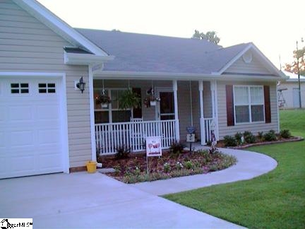 102 Bridge Road Taylors, SC 29687 - Photo 1 of 1 Gallery Image 1