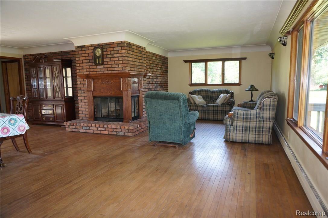 1790 Ready Road Carleton, MI 48117 - Photo 2 of 22 DSC00443.JPG