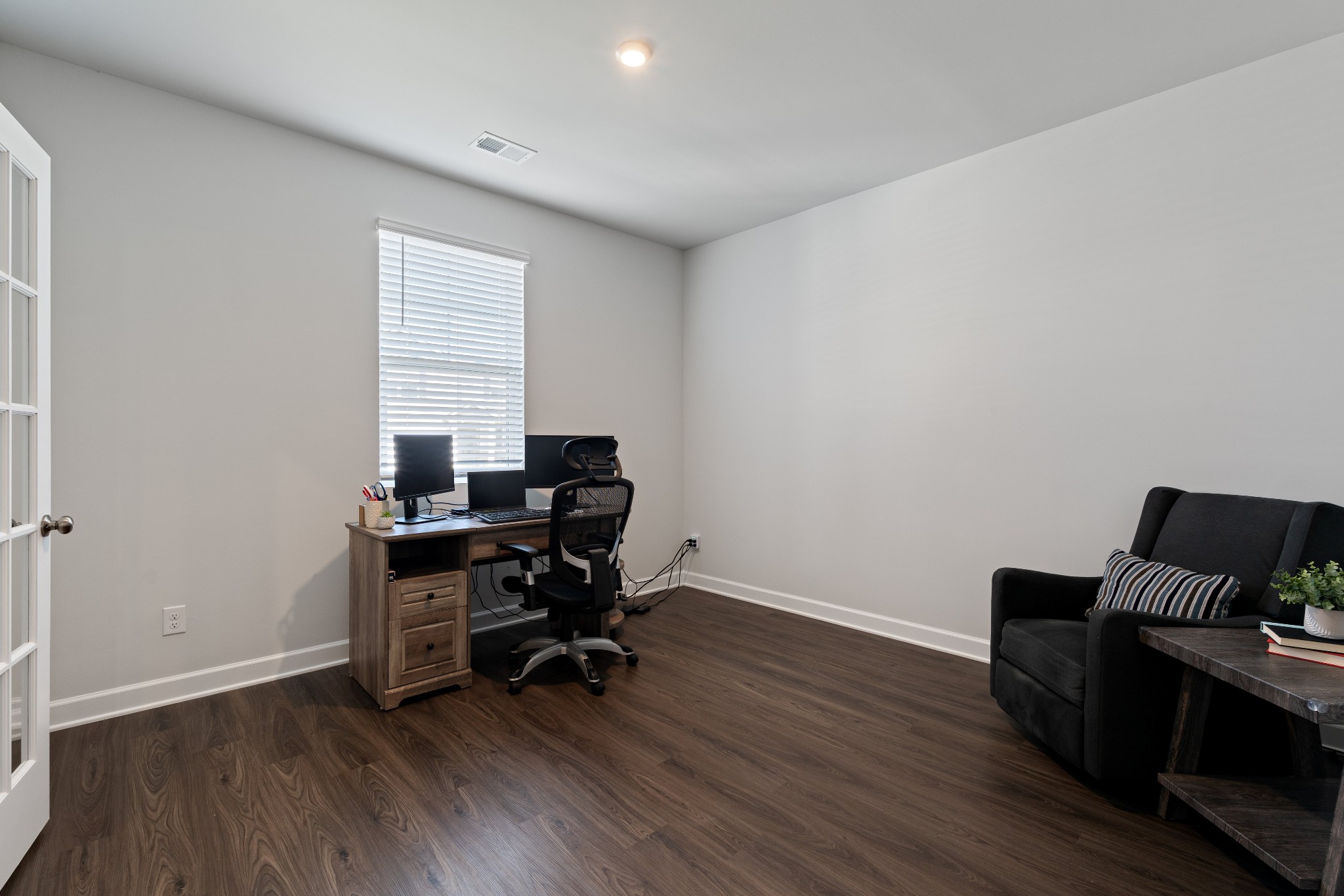 106 Pekka Drive Lebanon, TN 37087 - Photo 4 of 24 a view of a workspace with furniture and a window