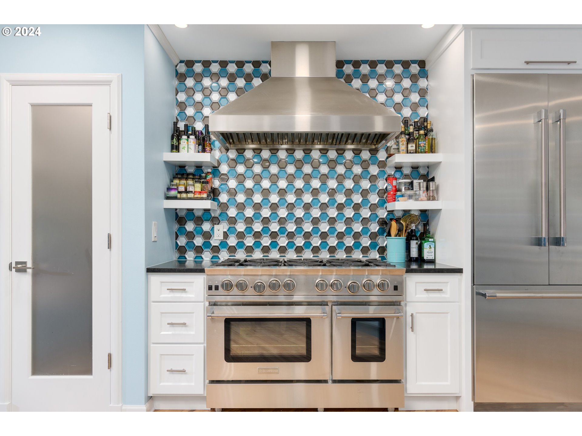 2290 Spring Boulevard Eugene, OR 97403 - Photo 11 of 48 Gallery Image 11