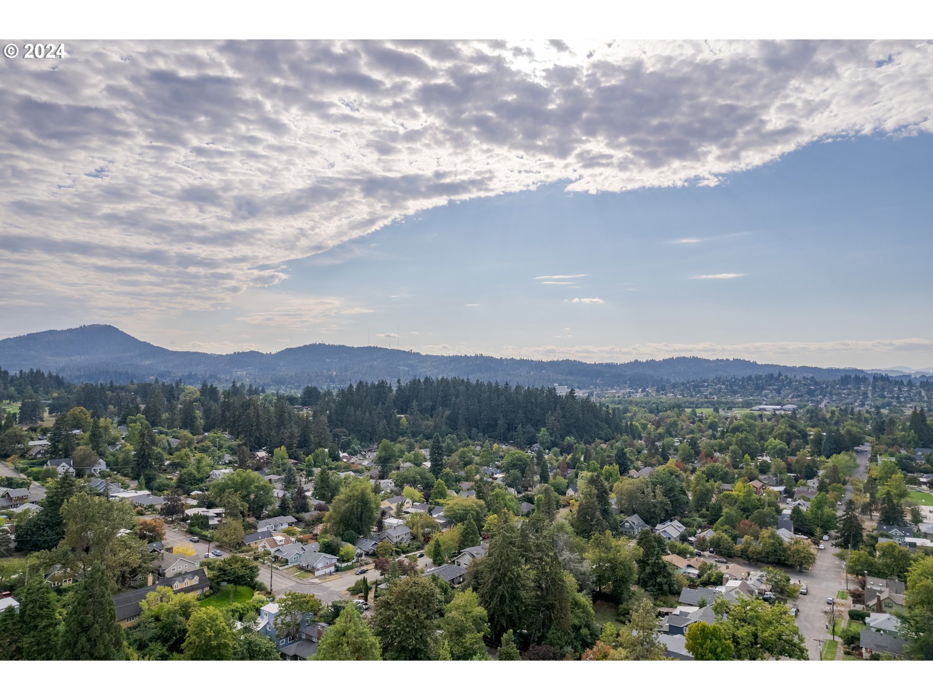 2290 Spring Boulevard Eugene, OR 97403 - Photo 45 of 48 Gallery Image 45