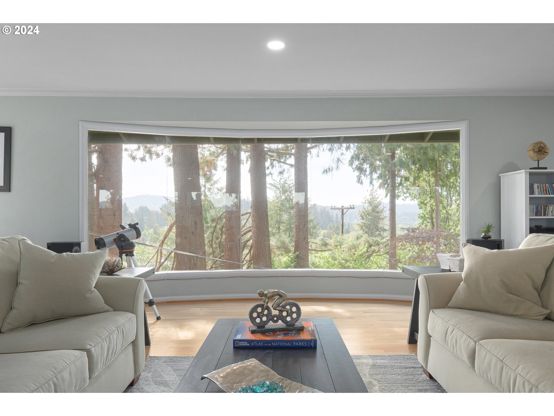 2290 Spring Boulevard Eugene, OR 97403 - Photo 7 of 48 Gallery Image 7