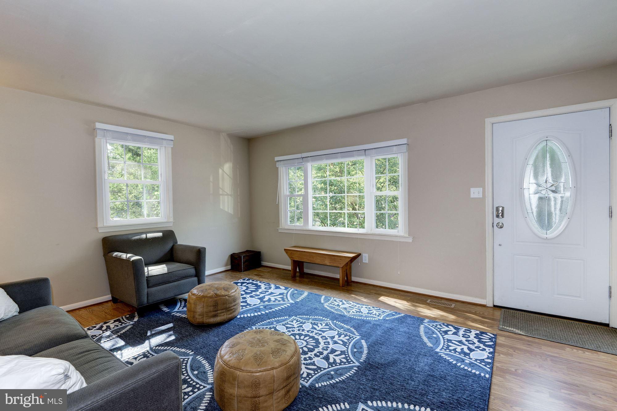 1902 Potomac Road Edgewater, MD 21037 - Photo 4 of 29 a living room with furniture and a window