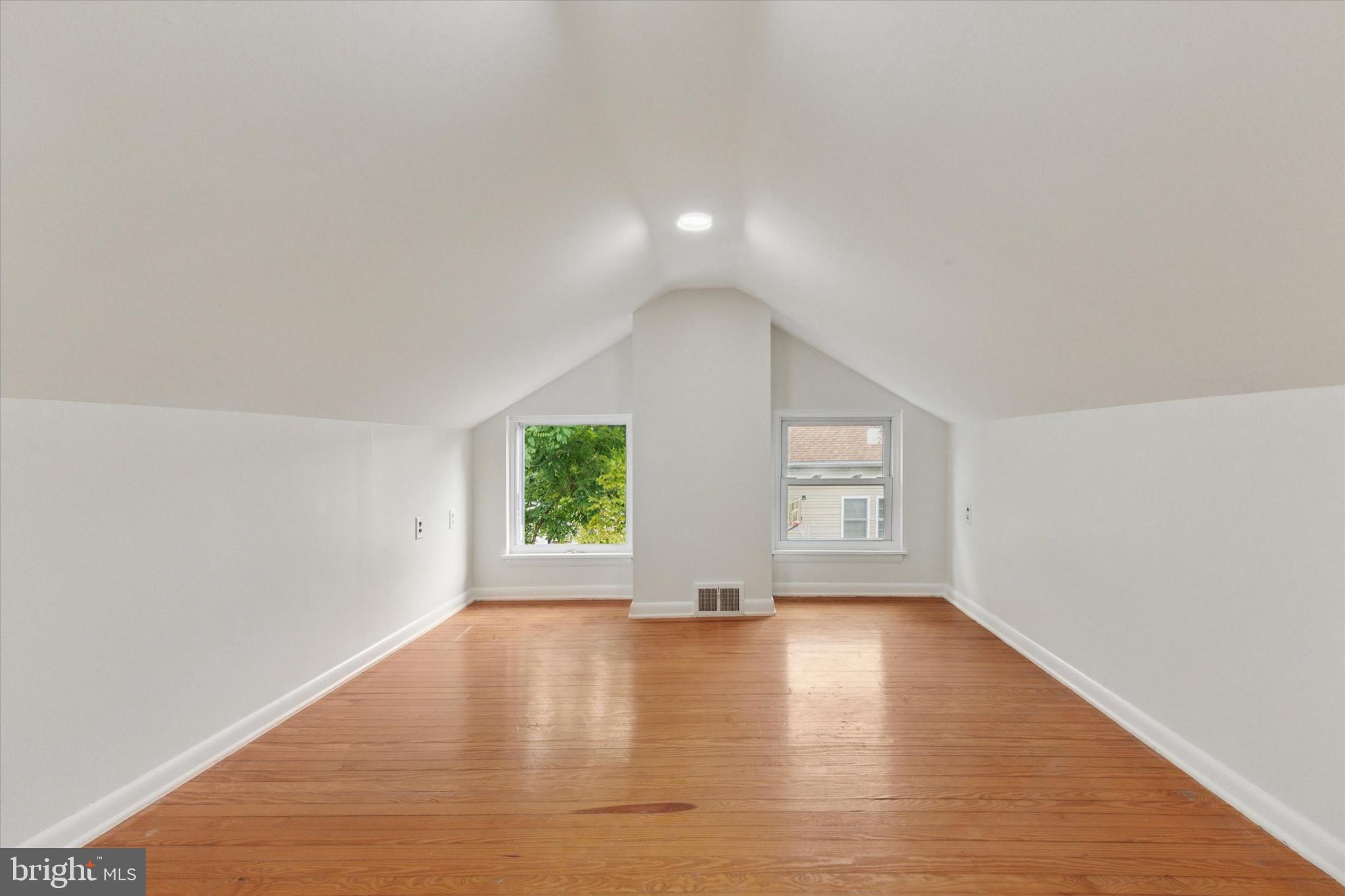 348 Warren Road Hatboro, PA 19040 - Photo 21 of 24 Gallery Image 21