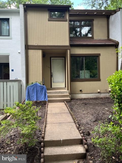 11730 Decade Court Reston, VA 20191 - Photo 1 of 17