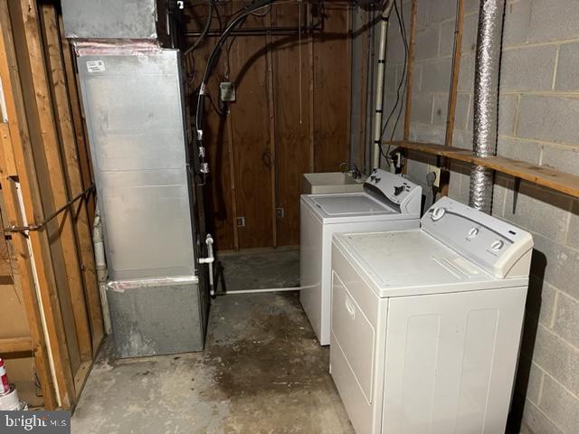 11730 Decade Court Reston, VA 20191 - Photo 13 of 17 laundry
