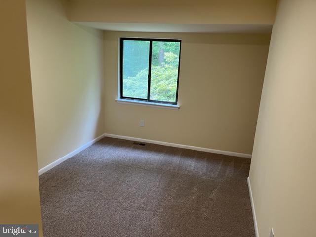 11730 Decade Court Reston, VA 20191 - Photo 6 of 17 Main bedroom