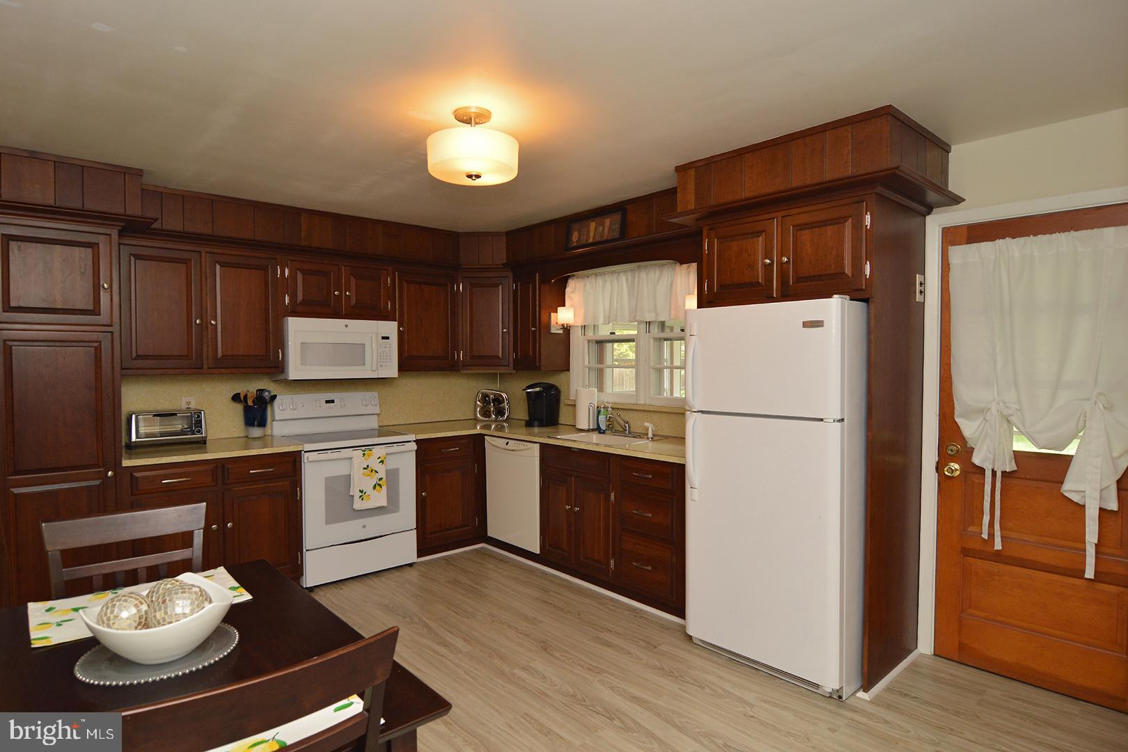 26 Valley Road Reading, PA 19610 - Photo 6 of 22 Gallery Image 6