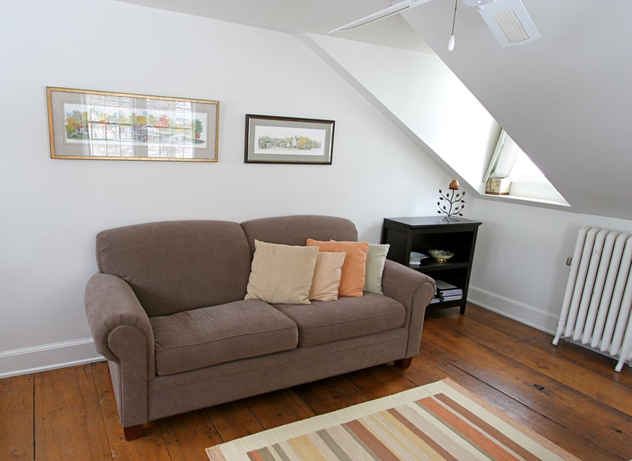 454 Main Road, Unit 8 Monterey, MA 01245 - Photo 7 of 22 a living room with furniture and a wooden floor