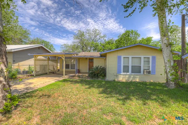 $2,600 | 1015 Reiley Road, Seguin, TX 78155
