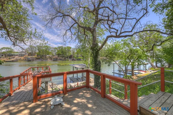 $2,600 | 1015 Reiley Road, Seguin, TX 78155