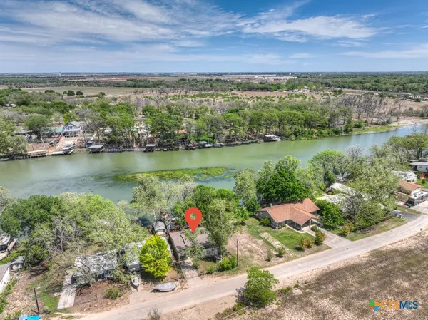 $2,600 | 1015 Reiley Road, Seguin, TX 78155