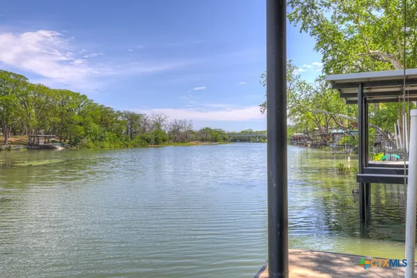 $2,600 | 1015 Reiley Road, Seguin, TX 78155