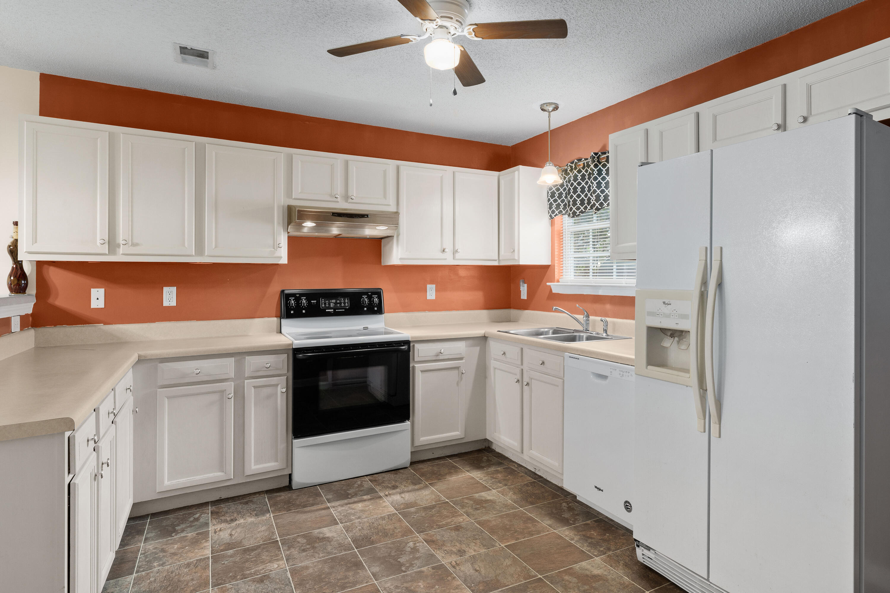 112 Spurrier Way, Unit B Moncks Corner, SC 29461 - Photo 11 of 22 14