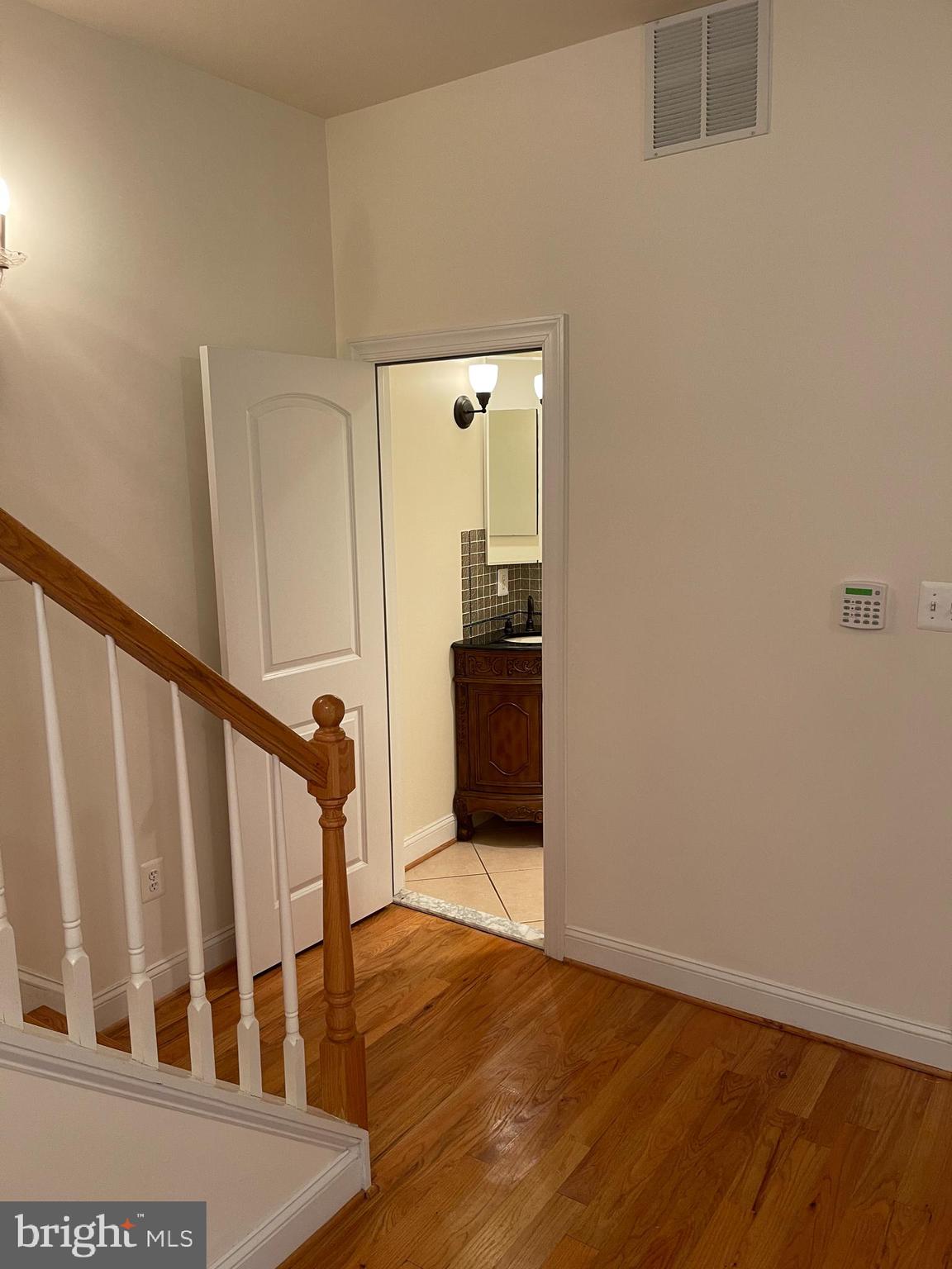 118 Quaint Acres Drive Silver Spring, MD 20904 - Photo 12 of 38