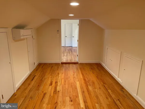 $2,200 | 118 Quaint Acres Drive, Silver Spring, MD 20904