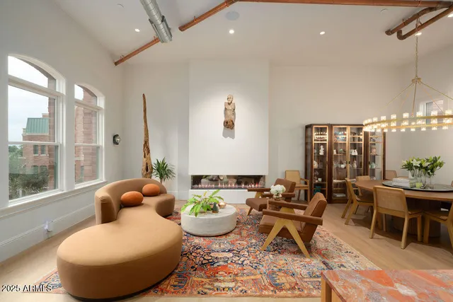 $18,888 | 50 West Palm Lane, Phoenix, AZ 85004