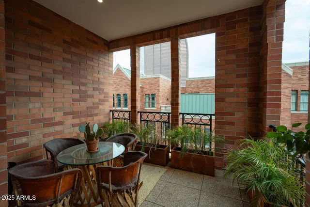 $18,888 | 50 West Palm Lane, Phoenix, AZ 85004