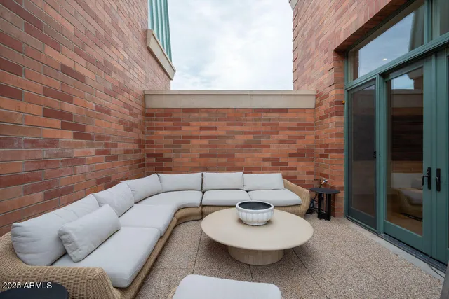 $18,888 | 50 West Palm Lane, Phoenix, AZ 85004