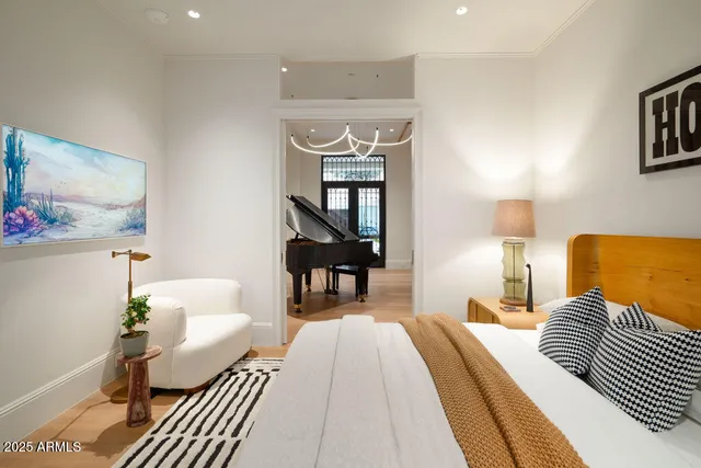 $18,888 | 50 West Palm Lane, Phoenix, AZ 85004