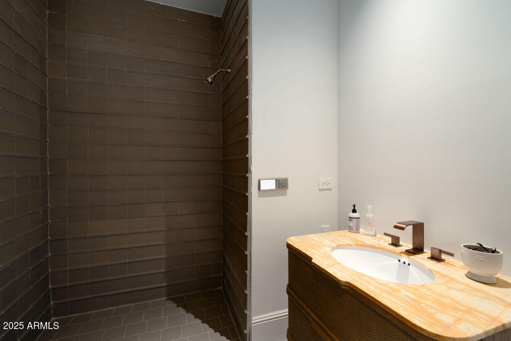 50 West Palm Lane Phoenix, AZ 85004 - Photo 45 of 69 046