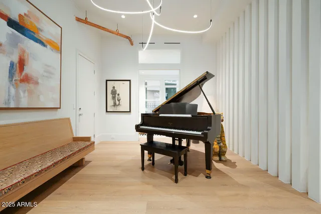 $18,888 | 50 West Palm Lane, Phoenix, AZ 85004