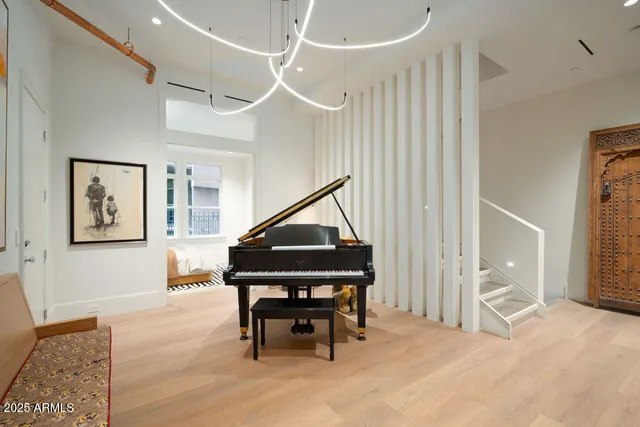 $18,888 | 50 West Palm Lane, Phoenix, AZ 85004