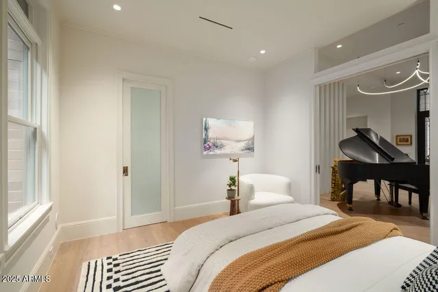 $18,888 | 50 West Palm Lane, Phoenix, AZ 85004