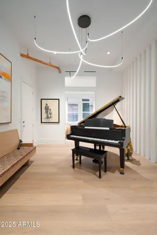 $18,888 | 50 West Palm Lane, Phoenix, AZ 85004