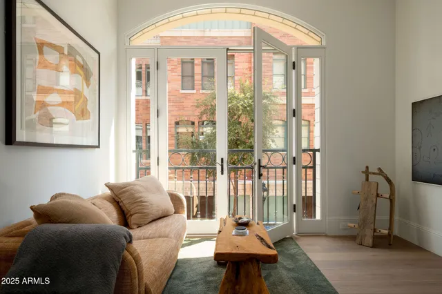 $18,888 | 50 West Palm Lane, Phoenix, AZ 85004