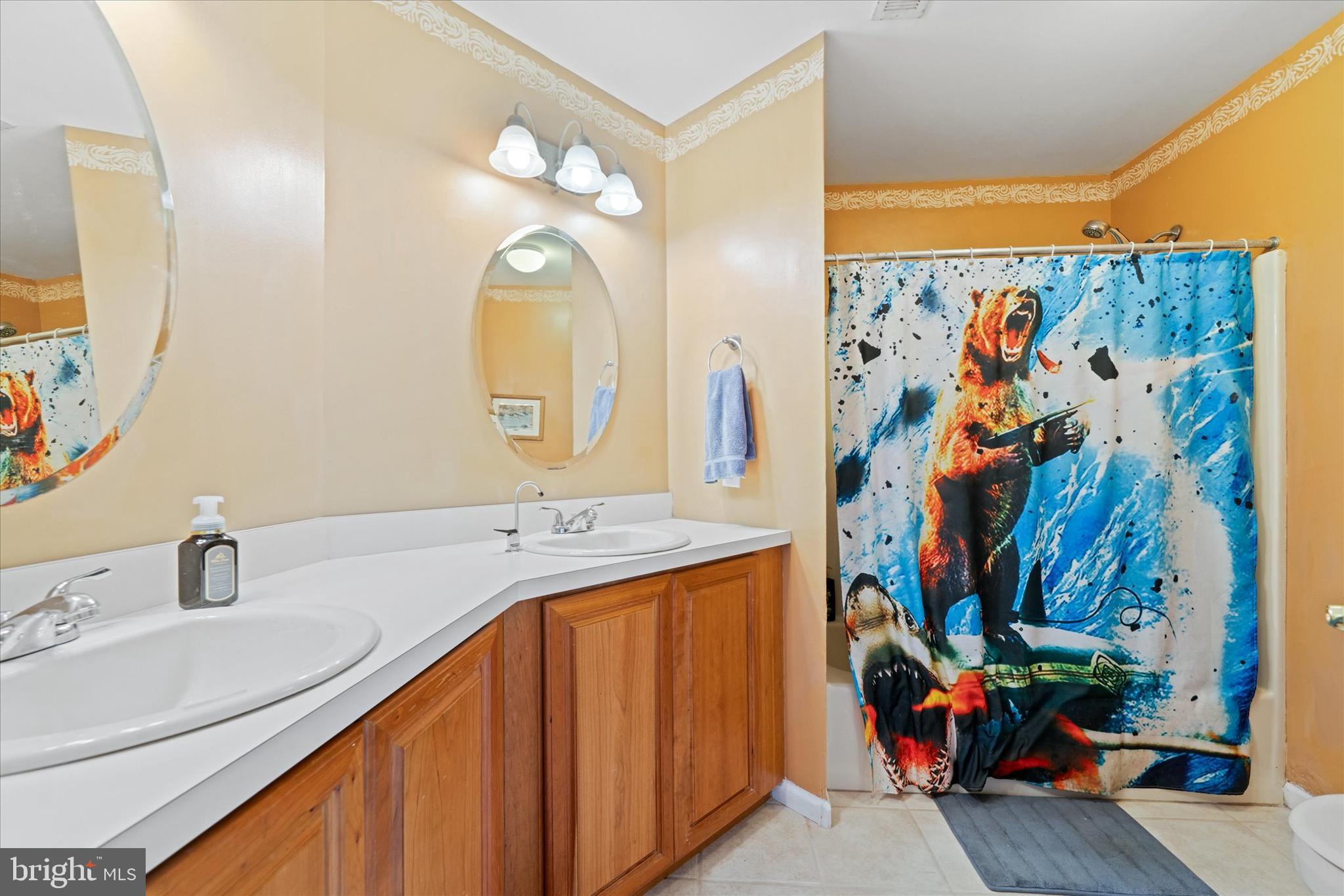 2237 Valley Road Jamison, PA 18929 - Photo 18 of 36