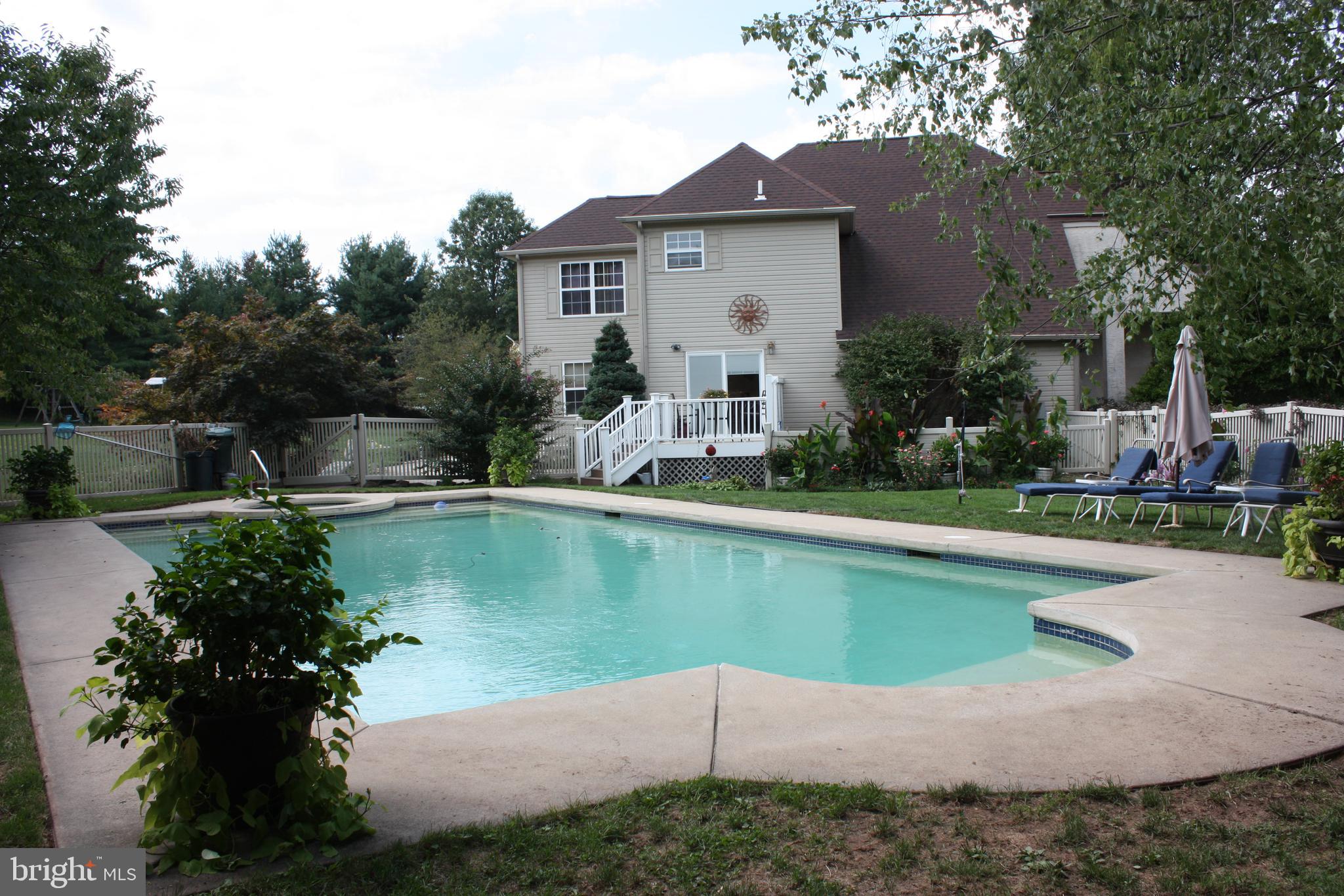 2237 Valley Road Jamison, PA 18929 - Photo 27 of 36